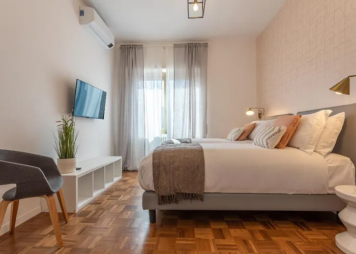 Ych-Bright And Cozy Flat In Pigneto